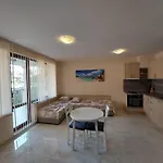 Artur Vip Club 4* סבטי ולאס