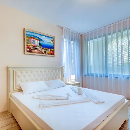Aparthotel Artur Vip Club Sveti Vlas